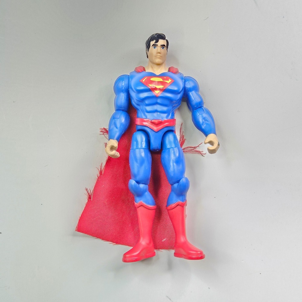 Spin Master Superman Action Figure Kids 4 inch Blue Red 68701 DC Comics